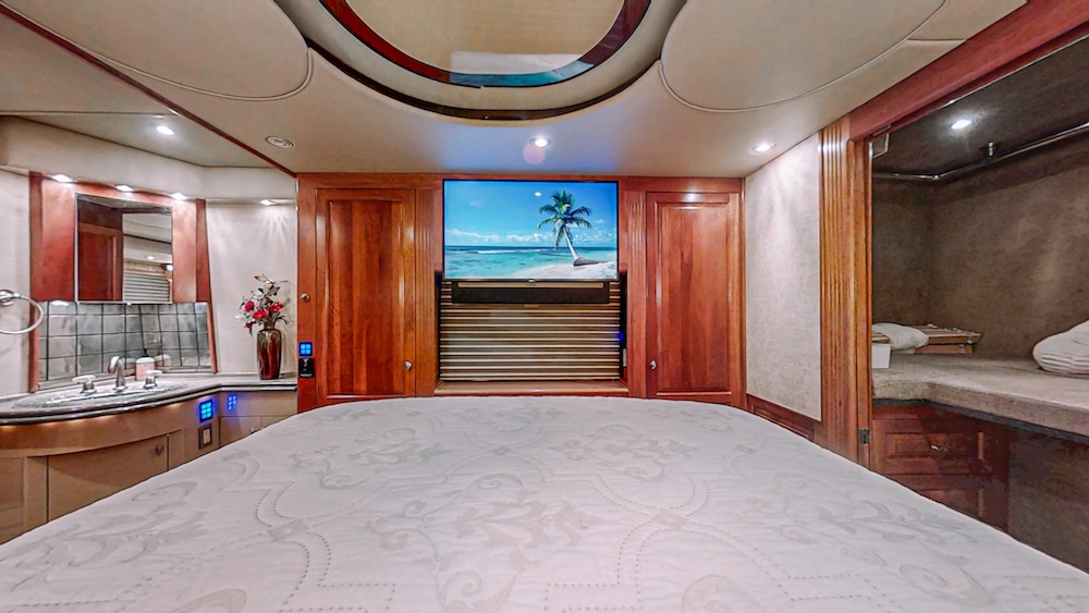 2006 Prevost Royale XLII For Sale